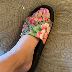 Gucci bloom slide